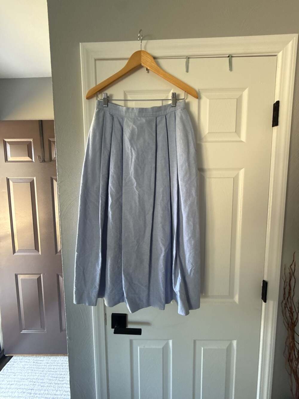 Redwood & Ross by Corbin Ltd. Vintage Light Blue Pleated Midi Skirt